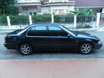 93 ฮอนด้า แอ็กคอร์ด ตาเพชร ไฟสั้น 93 ฮอนด้า แอ็กคอร์ด ตาเพชร ไฟสั้น