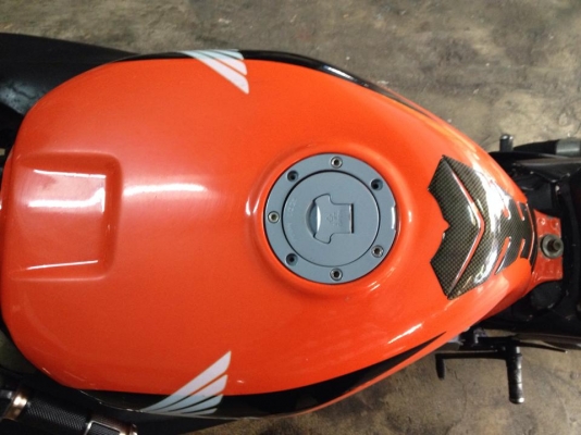 ขาย Cbr 400 ปี 89 ทะเบียนแท้+ตอง+ชื่อผมเอง ขาย Cbr 400 ปี 89 ทะเบียนแท้+ตอง+ชื่อผมเอง