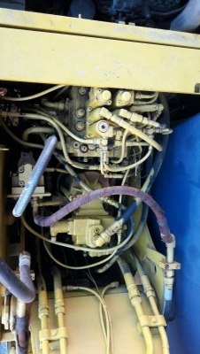 มี VDO ให้ชม.รถเก่านอกยังไม่ใช้เมืองไทย KOBELCO SK120-/// เอกสารอินวอย ราคา 1400000