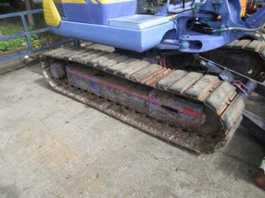 ขายแบคโฮเล็ก KOMATSU รุ่น : PC40-7E ปี : 1995 ขายแบคโฮเล็ก KOMATSU รุ่น : PC40-7E ปี : 1995
