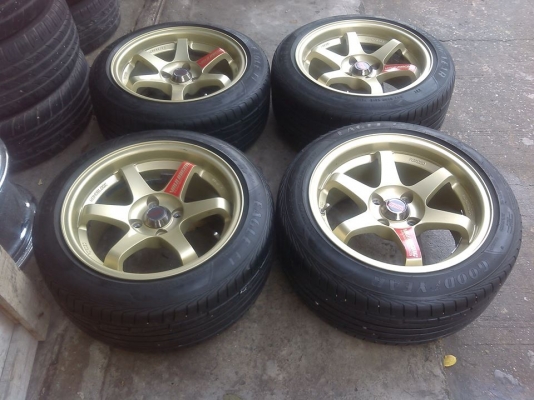 ล้อ15 กว้าง8 ออฟ25 ยางgoodyear 195/50 ปี13 ดอกสวย