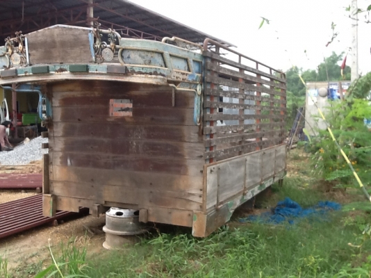 กระบะไม้ ยกลงจากKM กว้าง 2.15 ซ.ม.ยาว 4.30ซ.ม.