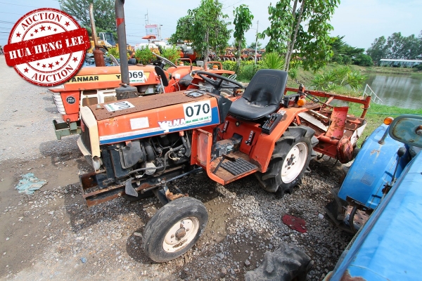 AUC 7 Code 070  รถแทรกเตอร์ YANMAR F14  ราคา เริ่มต้นการประมูล 40,000 บาท