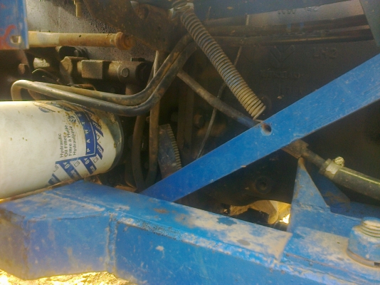 ขาย6640  สองเพลาคานหน้าNEWHOLLANDไม่มีทะเบียนสนใจ0810076640