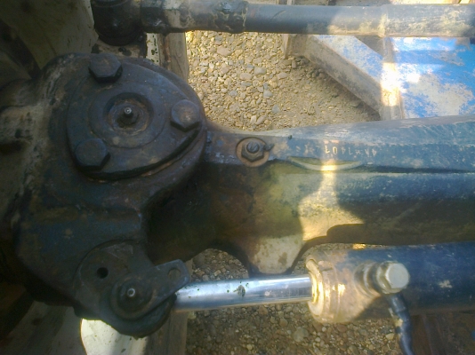 ขาย6640  สองเพลาคานหน้าNEWHOLLANDไม่มีทะเบียนสนใจ0810076640