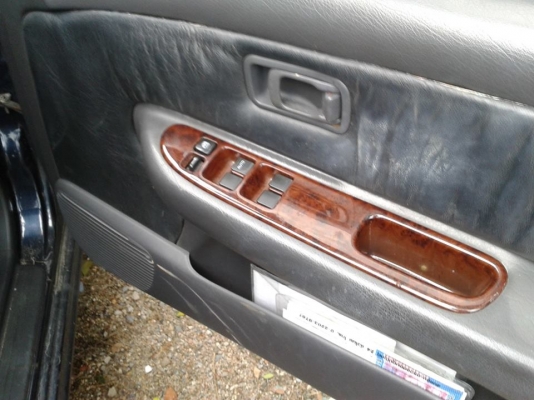 sunny super saloon 1.6  ปี 1996