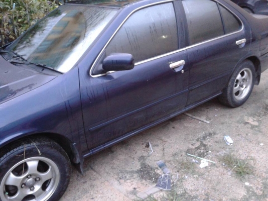 sunny super saloon 1.6  ปี 1996