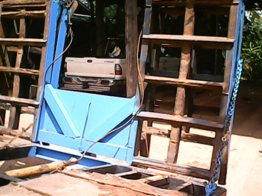 ขายเทนเลอร์รถเกี่ยว 10 ล้อ