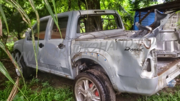 ขายซากรถกระบะ ISUZU DAMAX ราคาถูก ขายซากรถกระบะ ISUZU DAMAX ราคาถูก