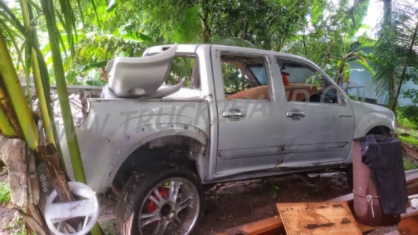 ขายซากรถกระบะ ISUZU DAMAX ราคาถูก ขายซากรถกระบะ ISUZU DAMAX ราคาถูก