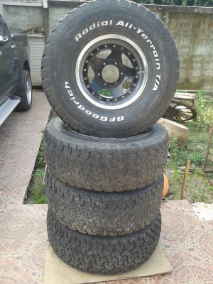 มาอีกแล้วครับ แม็กแท้ญี่ปุ่น 2 ชิ้น 15x8 -24 พร้อมยาง bf a/t 33x12.5x15