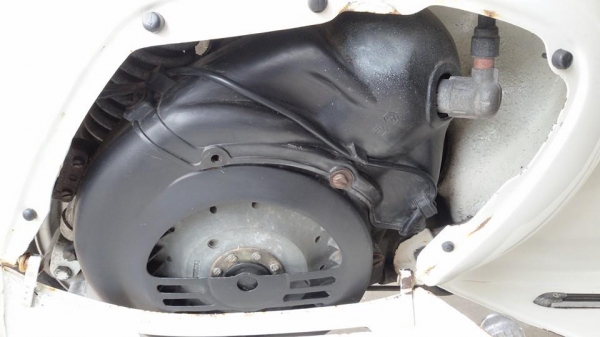 ขาย Vespa SmallFrame 100