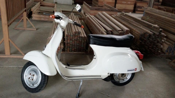 ขาย Vespa SmallFrame 100