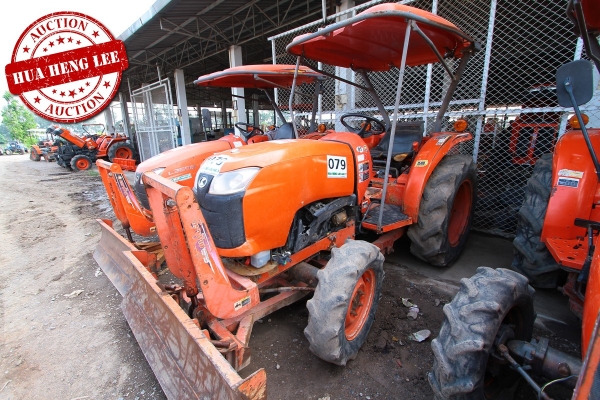 AUC 7 Code 079  รถแทรกเตอร์ KUBOTA L3608  ราคา เริ่มต้นการประมูล 230,000 บาท