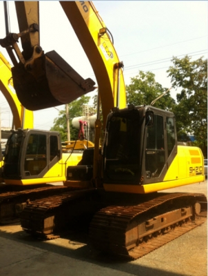 ขายด่วน รถขุดซูมิโตโม รุ่น SH210LC-5 พร้อมใช้