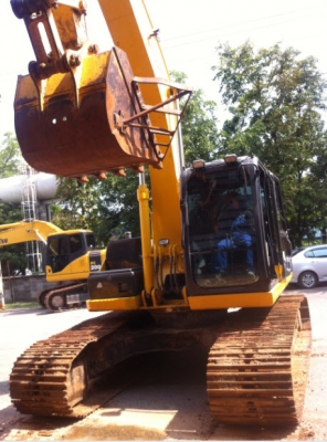 ขายด่วน รถขุดซูมิโตโม รุ่น SH210LC-5 พร้อมใช้