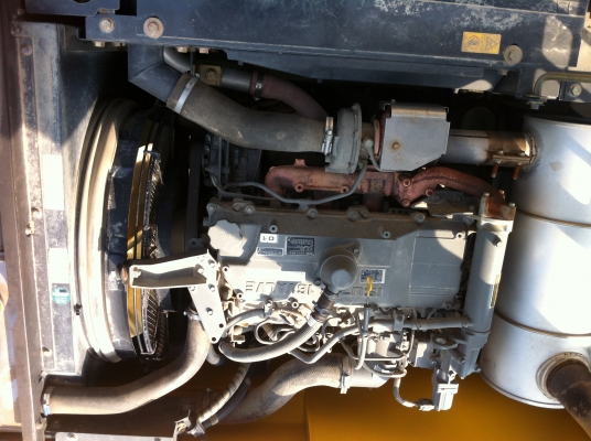 ขายด่วน รถขุดซูมิโตโม รุ่น SH210LC-5 พร้อมใช้