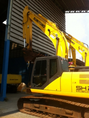 ขายด่วน รถขุดซูมิโตโม รุ่น SH210LC-5 พร้อมใช้