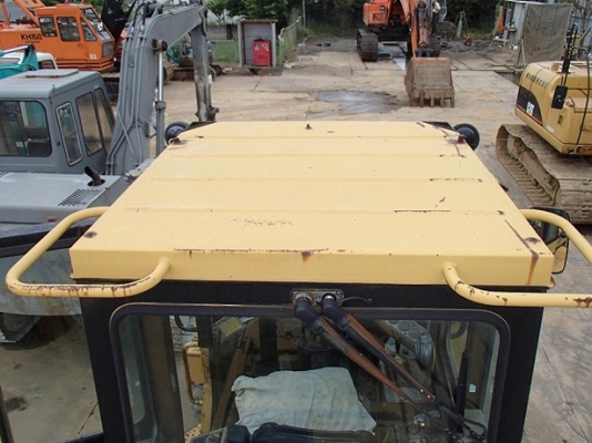 รถตัก CAT 926E นำเข้าจากญี่ปุ่น สวย พร้อมใช้งาน ขายถูก 090-986-2521