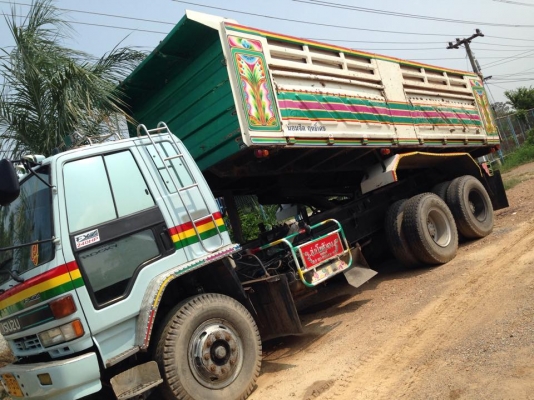 ISUZU ร็อกกี้ 260