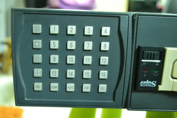 เครื่องบันทึก กล้องวงจรปิด  DVR 16 CH