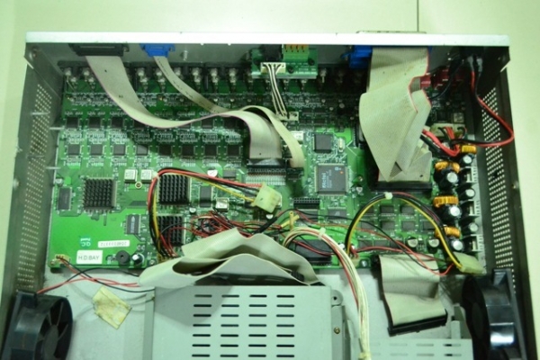 เครื่องบันทึก กล้องวงจรปิด  DVR 16 CH