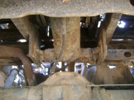 มีดั้มท์  นิสัน ..มีหัวแถม  ราคาไม่ถึงแสน..รถประมูลราขการ