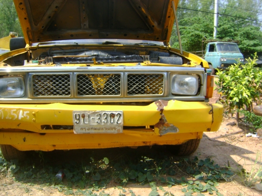 มีดั้มท์  นิสัน ..มีหัวแถม  ราคาไม่ถึงแสน..รถประมูลราขการ