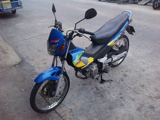 Sonic  ปี 44 สีดำ น้ำเงิน รถบ้าน เครื่องเดิม แน่นๆ ชุดสีซีดนิดหน่อย เอกสารครบ