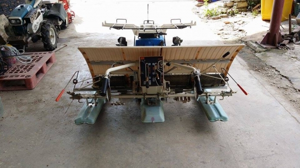 รถปลูกข้าวเดินตาม ISEKI เก่าญี่ปุ่น สภาพสวย เครื่องยนต์ติดง่าย สภาพพร้อมใช้งาน