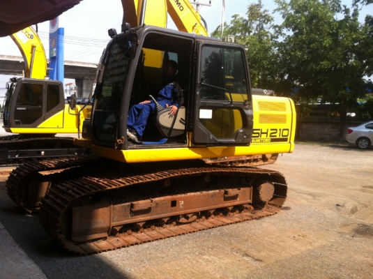 ขายด่วน รถขุดซูมิโตโม รุ่น SH210-5 พร้อมใช้