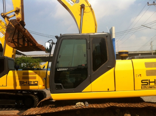 ขายด่วน รถขุดซูมิโตโม รุ่น SH210-5 พร้อมใช้