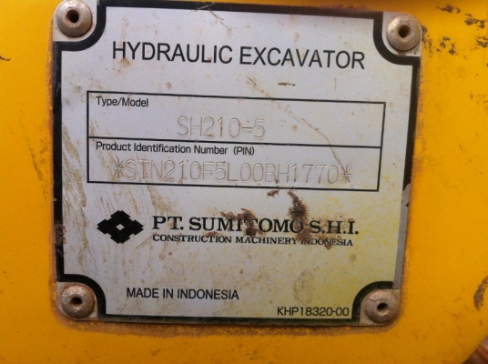 ขายด่วน รถขุดซูมิโตโม รุ่น SH210-5 พร้อมใช้