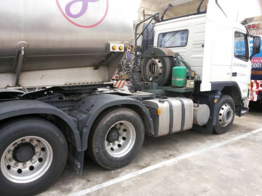 ต้องการขายหัวลาก Volvo FM13-400HP(มาดูรถได้ที่ศรีราชา ไม่มีค่าใช้จ่ายน่ะครับ) .