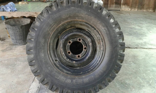 ขายกระทะล้อ และ ยาง ก ไก่ ของ Jeep M38 ขายกระทะล้อ และ ยาง ก ไก่ ของ Jeep M38