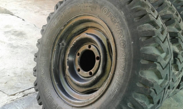 ขายกระทะล้อ และ ยาง ก ไก่ ของ Jeep M38 ขายกระทะล้อ และ ยาง ก ไก่ ของ Jeep M38