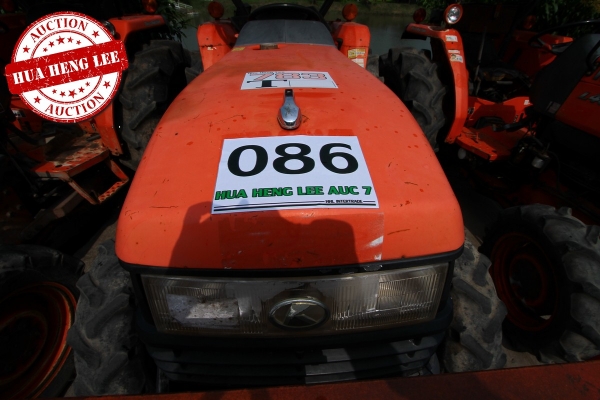 AUC 7 Code 086  รถแทรกเตอร์ KUBOTA L4508DI  ราคา เริ่มต้นการประมูล 225,000 บาท