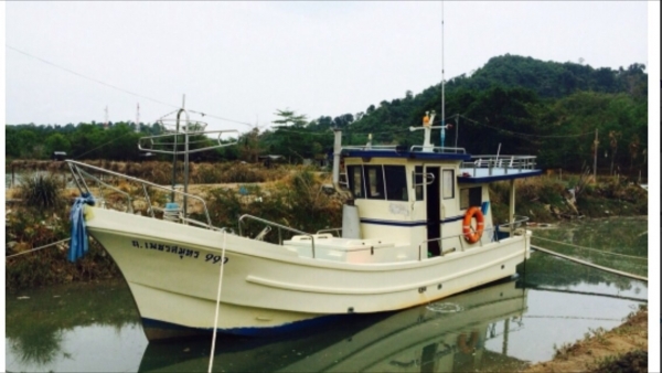 ขายเรือประมงญี่ปุ่นนำเข้าแท้ 32 ฟุต ขายเรือประมงญี่ปุ่นนำเข้าแท้ 32 ฟุต