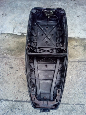 ขายเบาะเวสป้า คลอซ่า