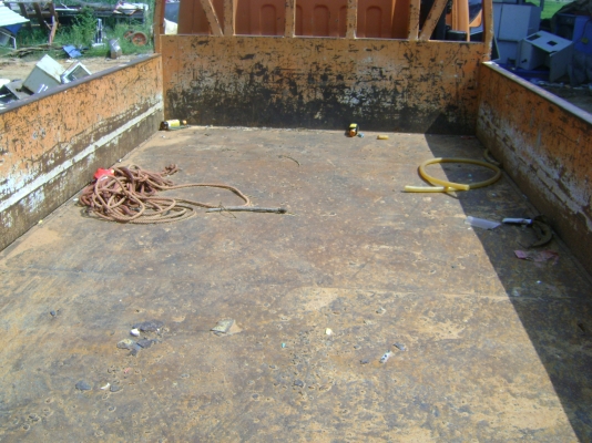 มิตชู  รถปี 46  ราคา  400,000 บาท  ( รถหลวง ประมูลมา )