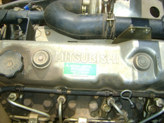 มิตชู  รถปี 46  ราคา  400,000 บาท  ( รถหลวง ประมูลมา )