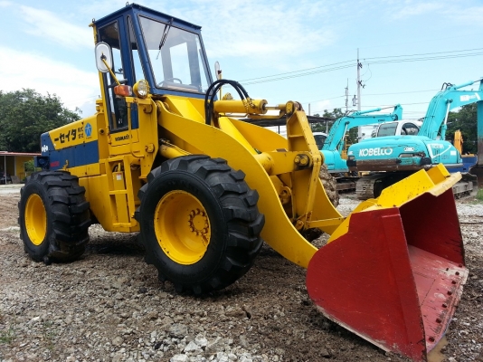 รถตัก KOMATSU  515  นำเข้าจากญี่ปุ่น สวย พร้อมใช้งาน ขายถูก 090-986-2521