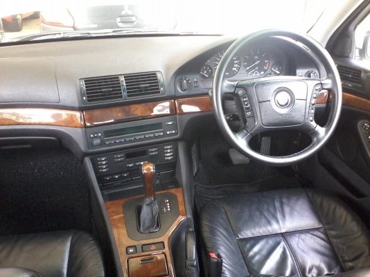 ขายBMWE39 523i EXECUTIVE ปี2001 มือแรกป้ายแดงครับ ขายBMWE39 523i EXECUTIVE ปี2001 มือแรกป้ายแดงครับ