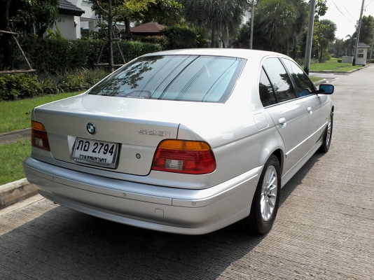 ขายBMWE39 523i EXECUTIVE ปี2001 มือแรกป้ายแดงครับ ขายBMWE39 523i EXECUTIVE ปี2001 มือแรกป้ายแดงครับ