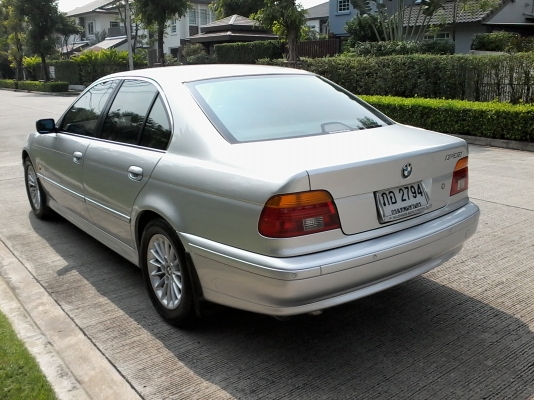 ขายBMWE39 523i EXECUTIVE ปี2001 มือแรกป้ายแดงครับ ขายBMWE39 523i EXECUTIVE ปี2001 มือแรกป้ายแดงครับ