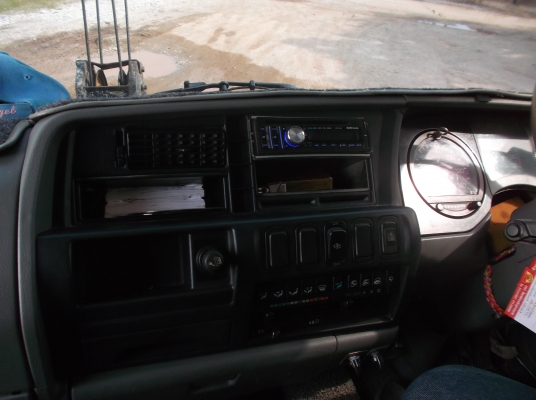 มิตซูบิชิ 627 ปี 48 ยูโรทู เครนทาร์ดาโน่ 3.5ตัน รถ12ล้อ 2เพลา