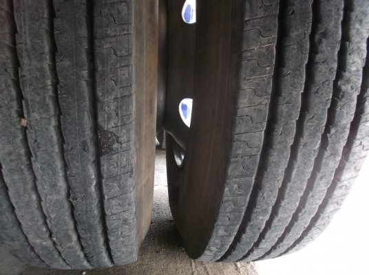 มิตซูบิชิ 627 ปี 48 ยูโรทู เครนทาร์ดาโน่ 3.5ตัน รถ12ล้อ 2เพลา