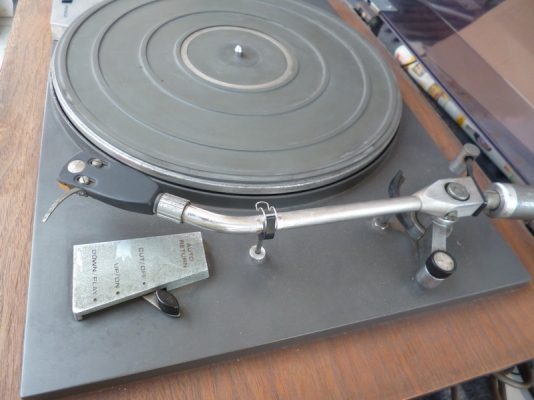 ขาย เครื่องเล่นแผ่นเสียง