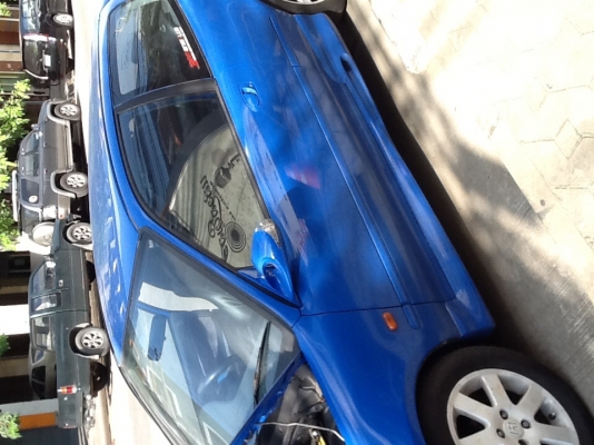 ขาย honda 3 door.  สีฟ้า