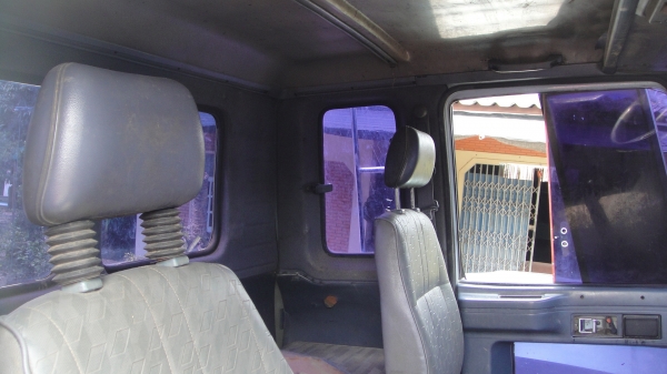 หัวรถ ISUZU ROCKY หัวนอกตาหวาน เดิมๆบางๆ ไม่ผุ ขาดีดหน้า ขาหลัง ของครบ ยกใส่รถวิ่งได้เลย